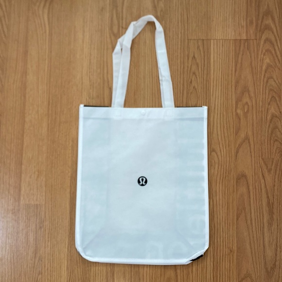 ❤️ Three Brand New Large Lululemon Tote Bags - Picture 2 of 4